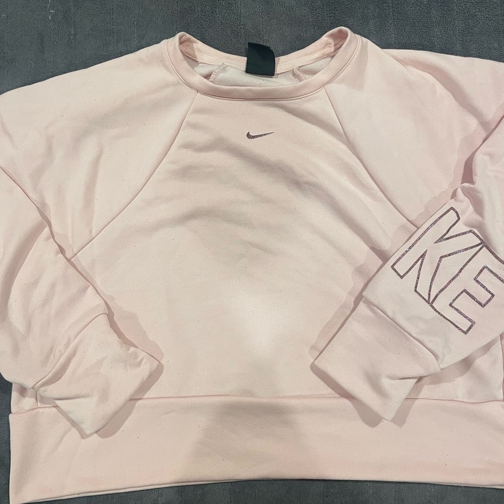 Nike pink loose fitted crop sweatter